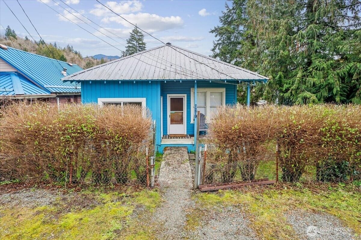 Property Photo:  7279  B Avenue  WA 98237 