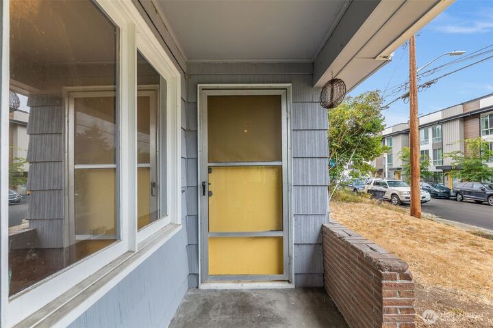 Property Photo:  10450  Alderbrook Place NW  WA 98177 