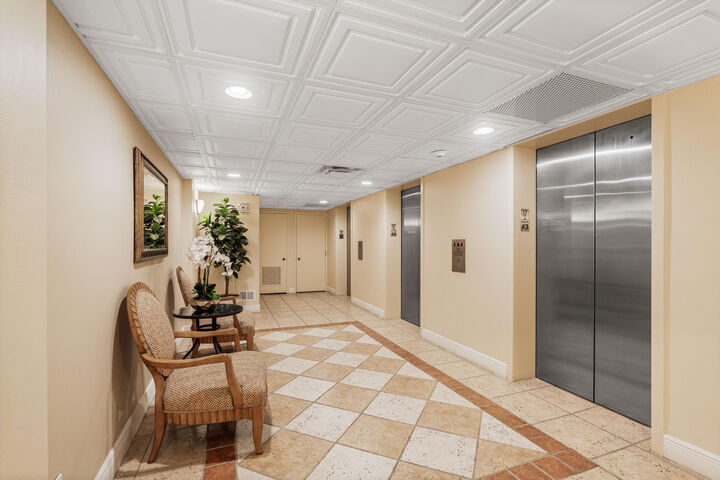 Property Photo:  5000 N Ocean Boulevard 1707  FL 33308 