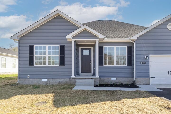 Property Photo:  104 Abbi Court  KY 42160 