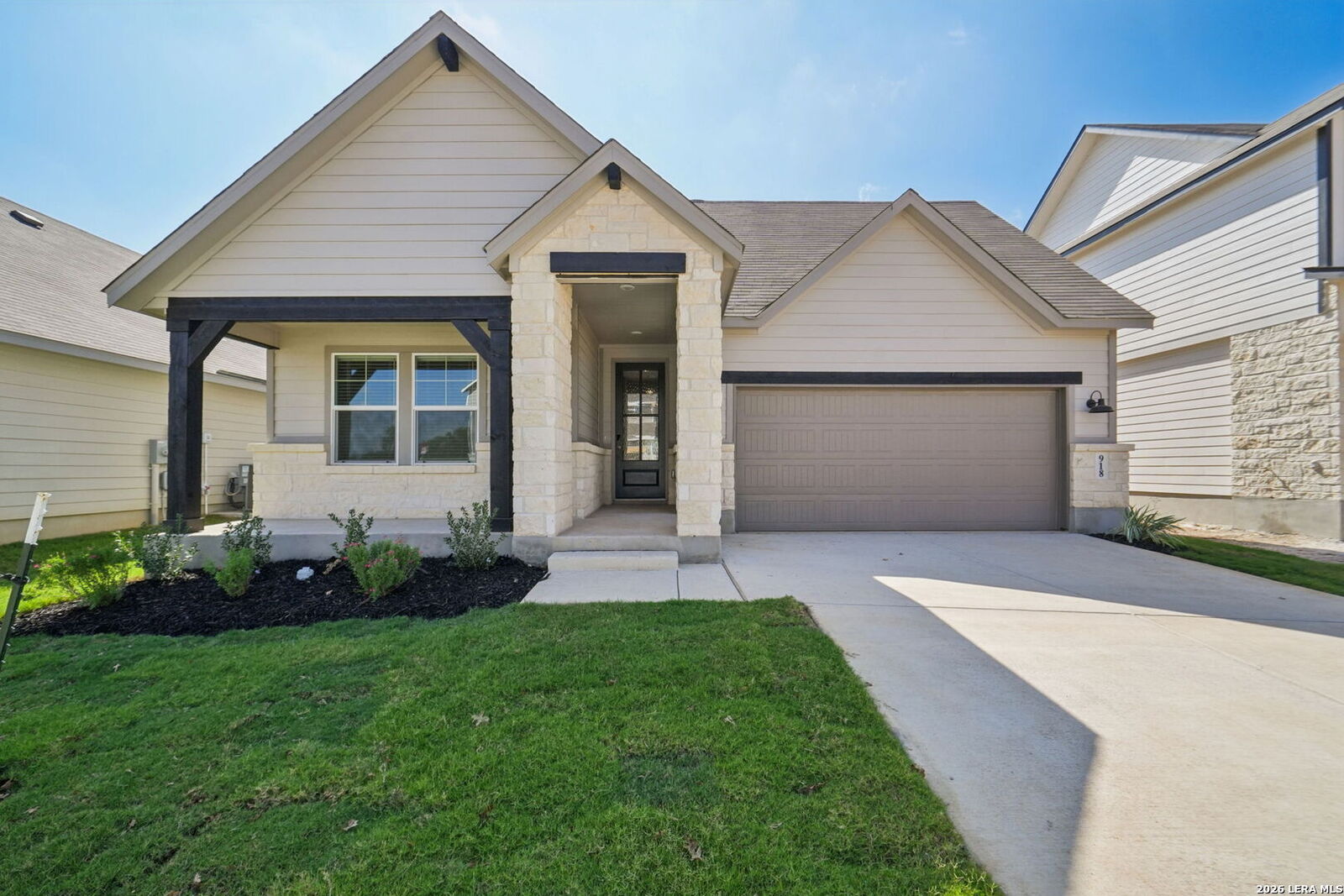 Property Photo: 918 Earp Blvd TX 78260