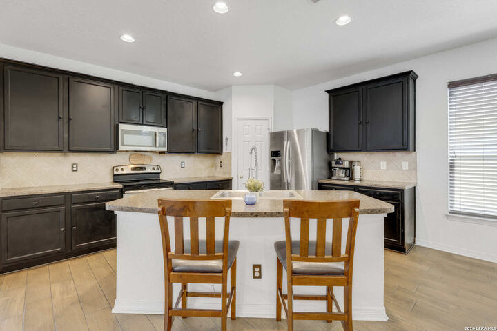 Property Photo:  11927 Curtis Hill  TX 78254 