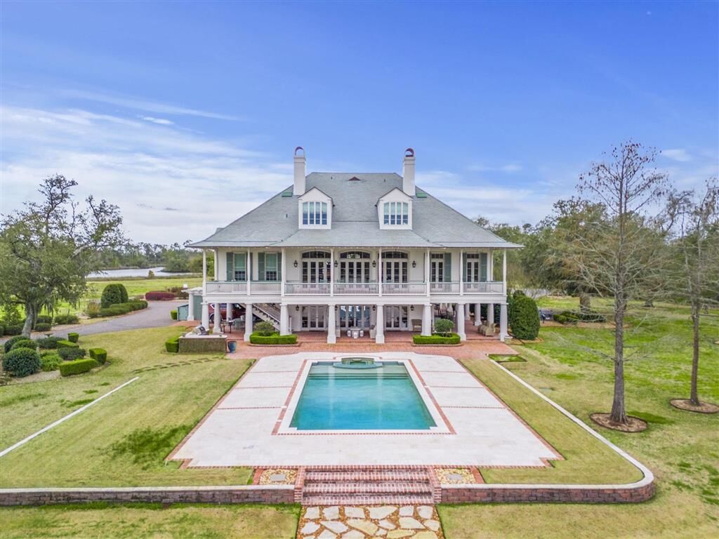 Property Photo:  4274 Bayou Bay Drive  LA 70605 