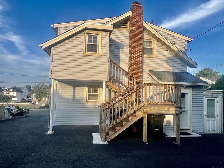 Property Photo:  80 Josephine Evaristo Avenue 1st Fl &Amp Basement  CT 06830 