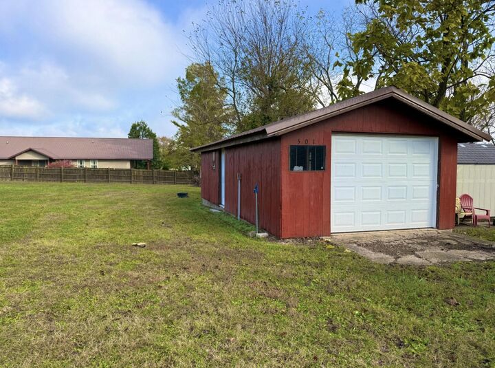 Property Photo:  501 W 13th Street  MO 65711 