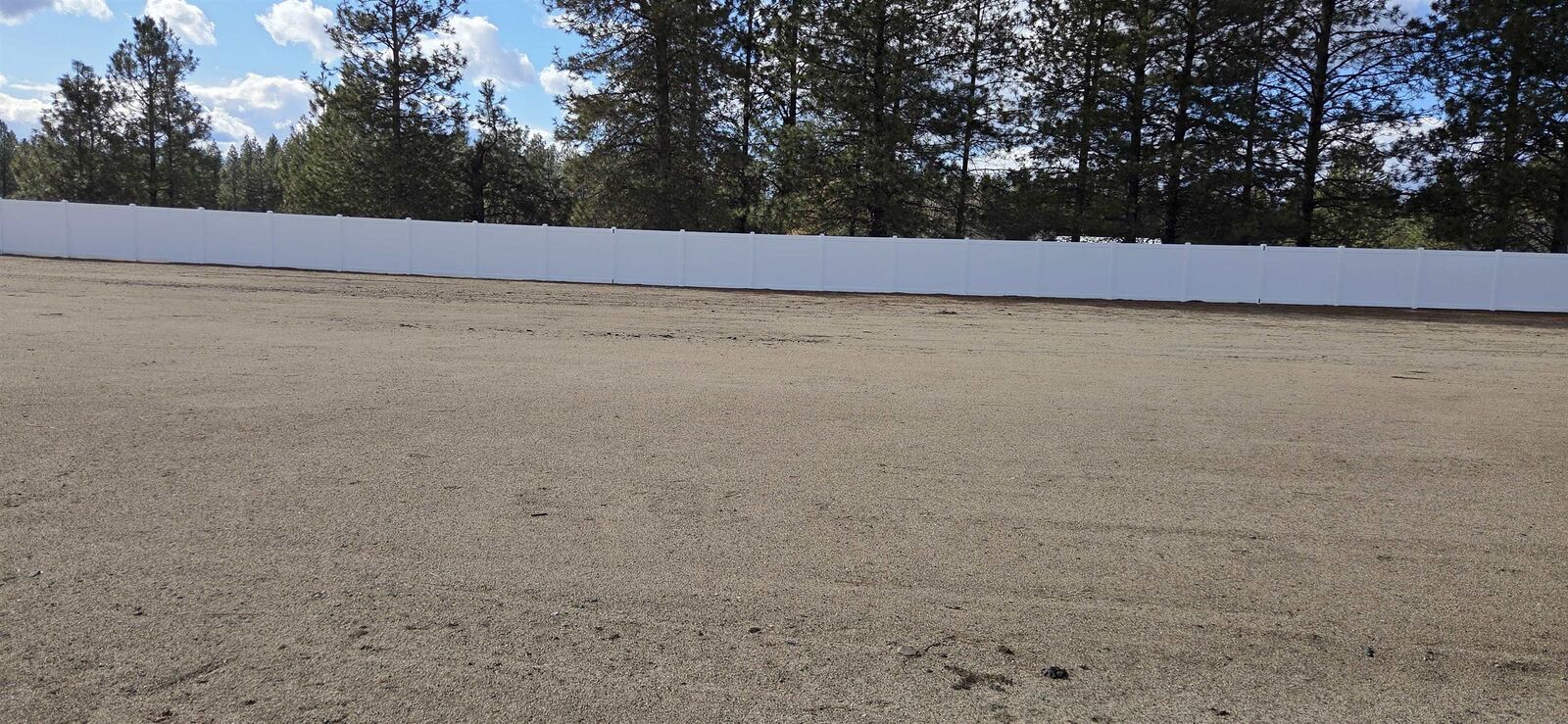 Property Photo: 1477 N High Desert Dr WA 99006