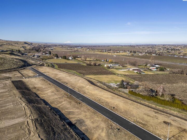 Property Photo:  1649 SW Kelandren Drive  WA 99350 