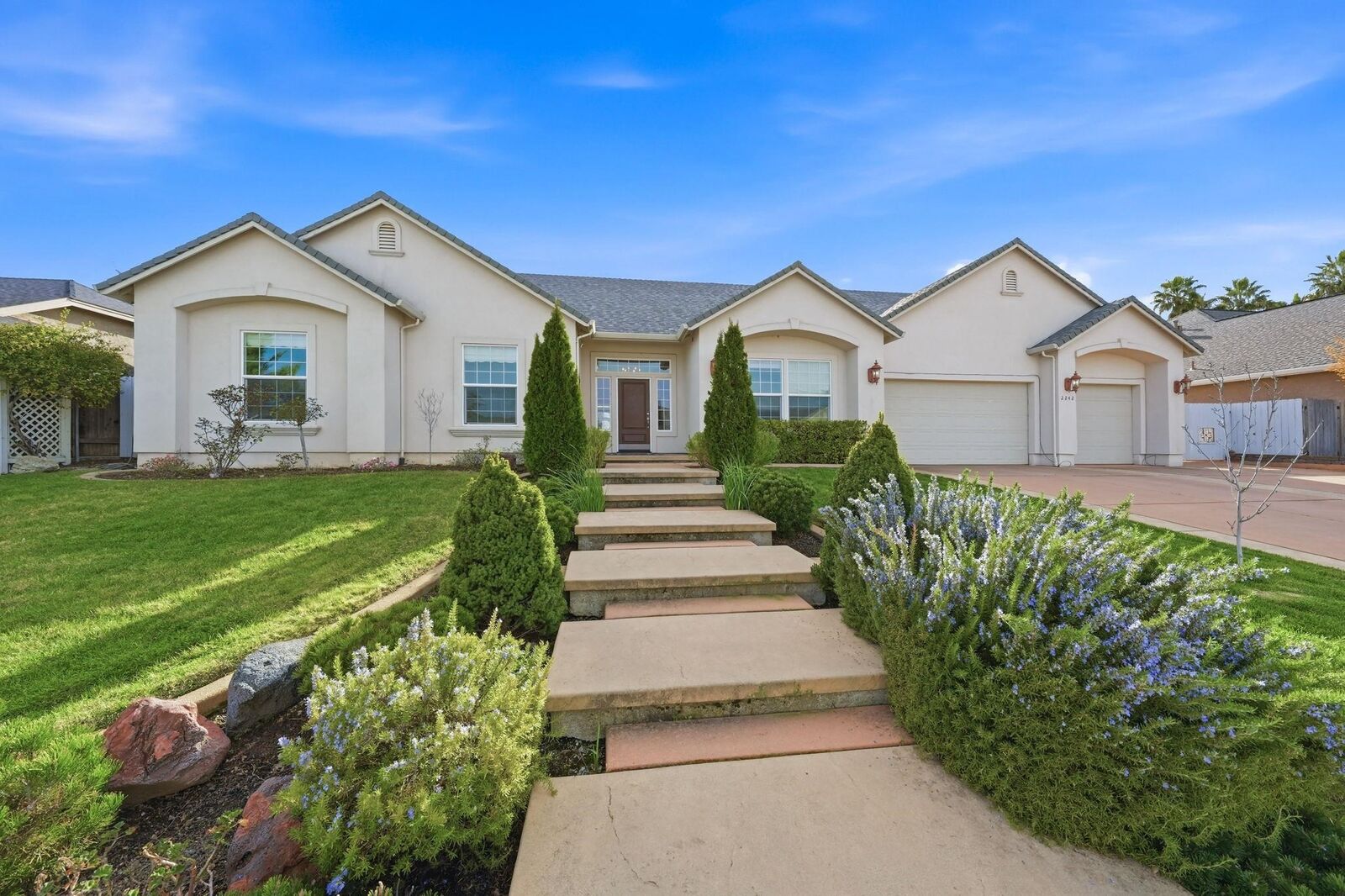 Property Photo:  2242 Everest Dr  CA 96001 