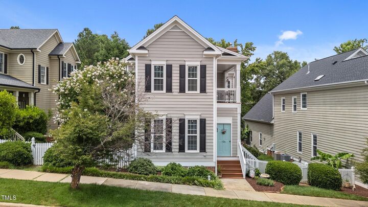 Property Photo: 124 Kingsport Road NC 27540