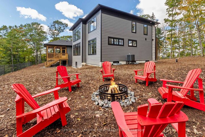 Photo de la propriété:  1023 Kingsridge Court  ON P1H 0K1 