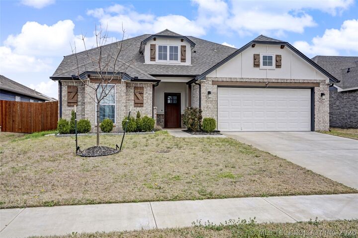 Property Photo:  12407 N 130th  OK 74021 