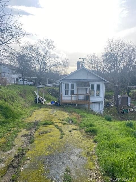3135 Washington Ave — photo 1
