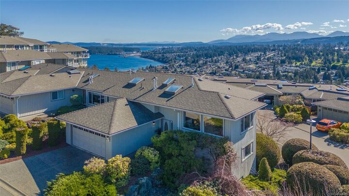 3385 Edgewood Dr — photo 1