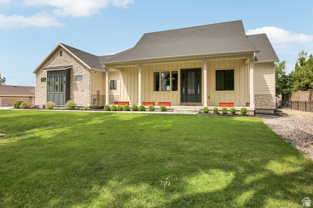 Property Photo: 724 W Maple Drift Ln UT 84020