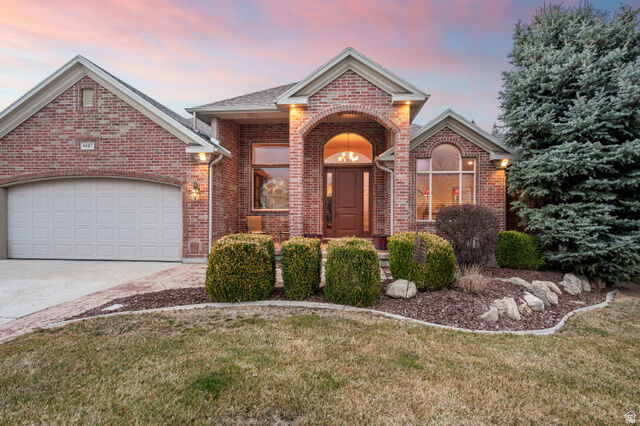 Property Photo:  9987 S Tee Shot Cir  UT 84009 