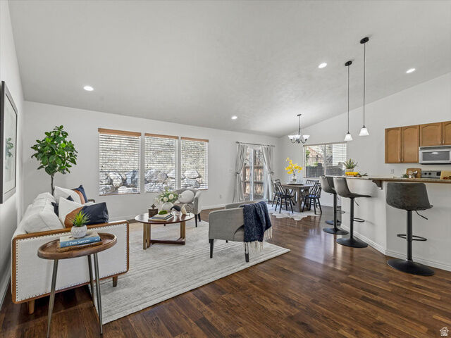 Property Photo:  2159 E Bald Eagle Ct S  UT 84020 