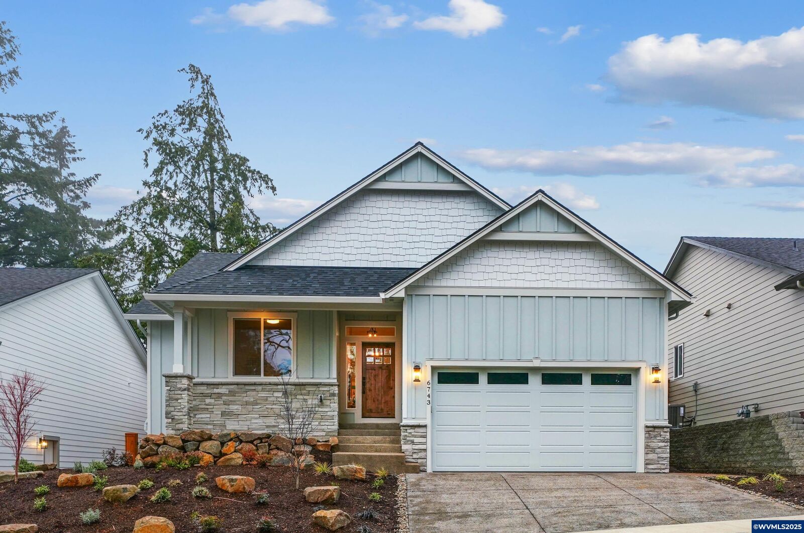 Property Photo:  6752 Naomi Danielle St SE  OR 97306 