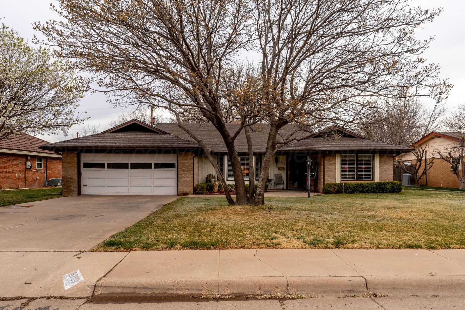 Property Photo:  6706 Gainsborough Road  TX 79106-2813 