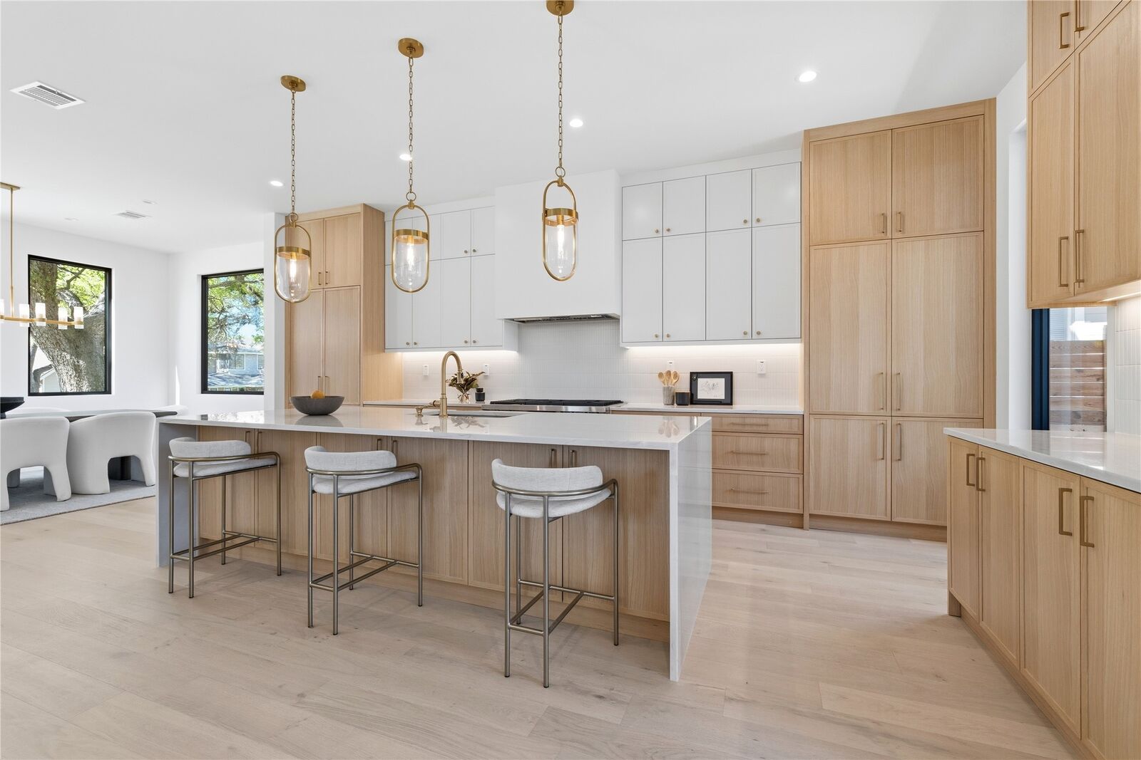 Property Photo:  1702 W 30th Street  TX 78703 