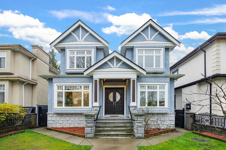 6830 Vivian Street — photo 1