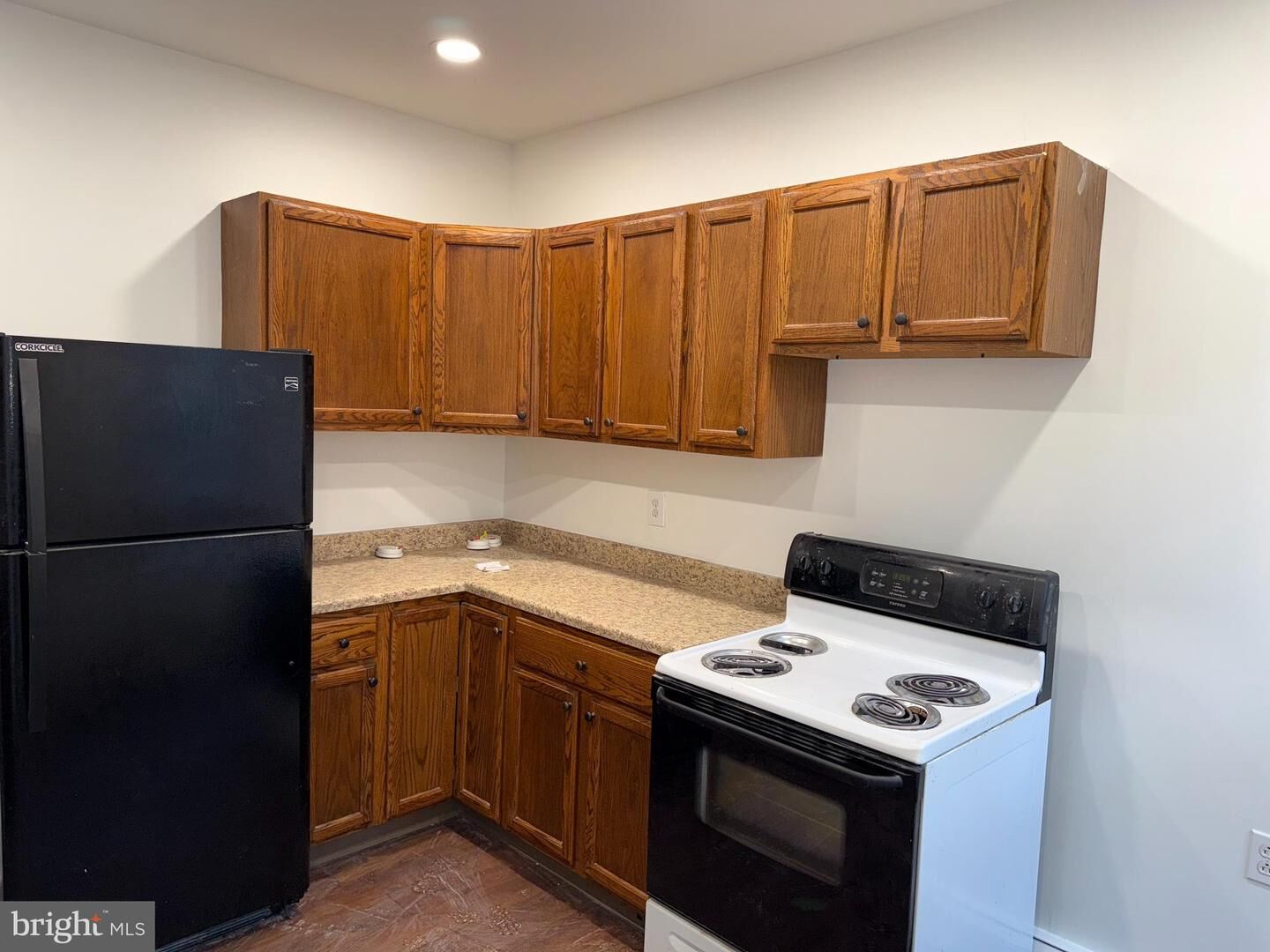 Property Photo: 645 E High Street 2 PA 19464