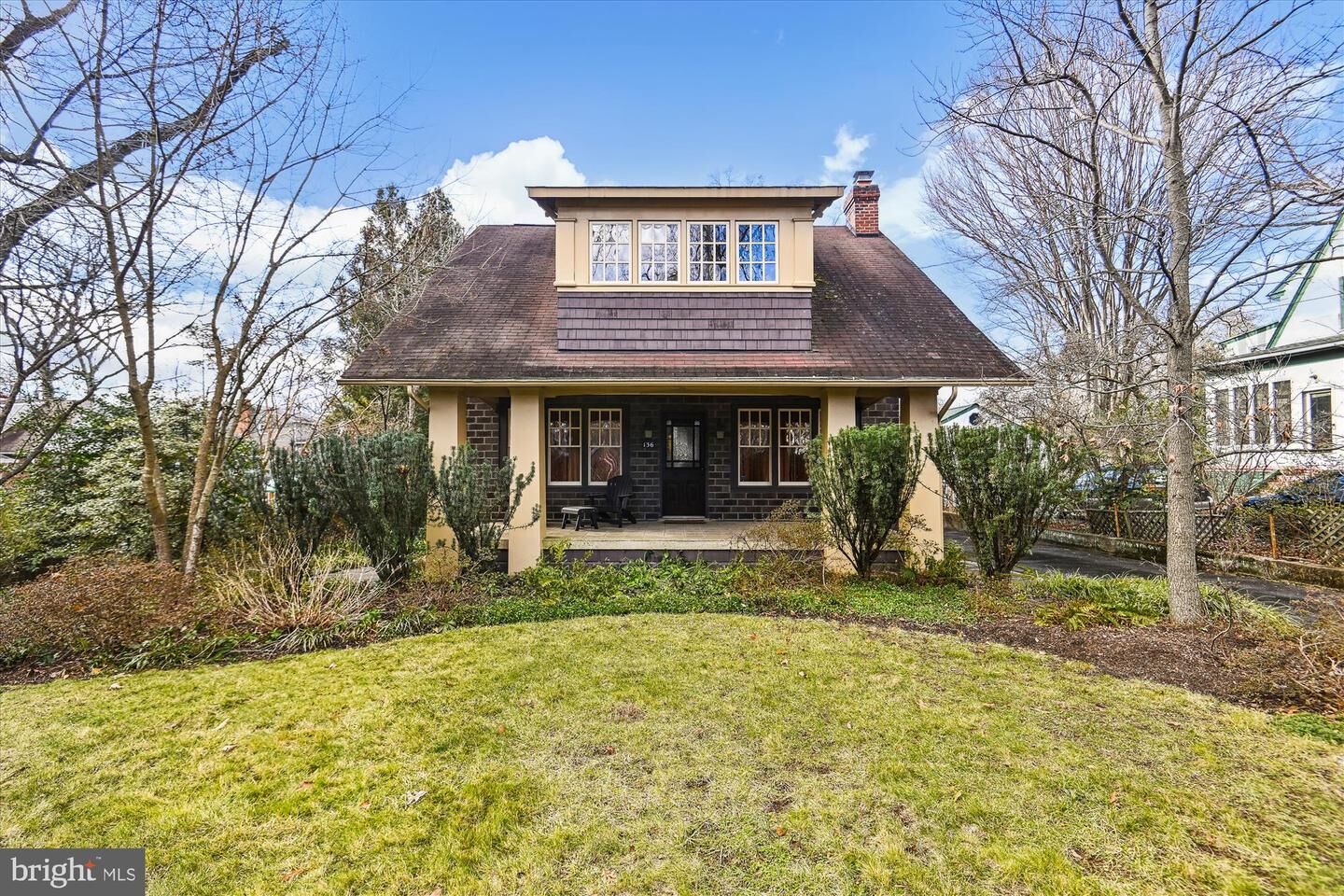 Property Photo:  136 N Irving Street  VA 22201 