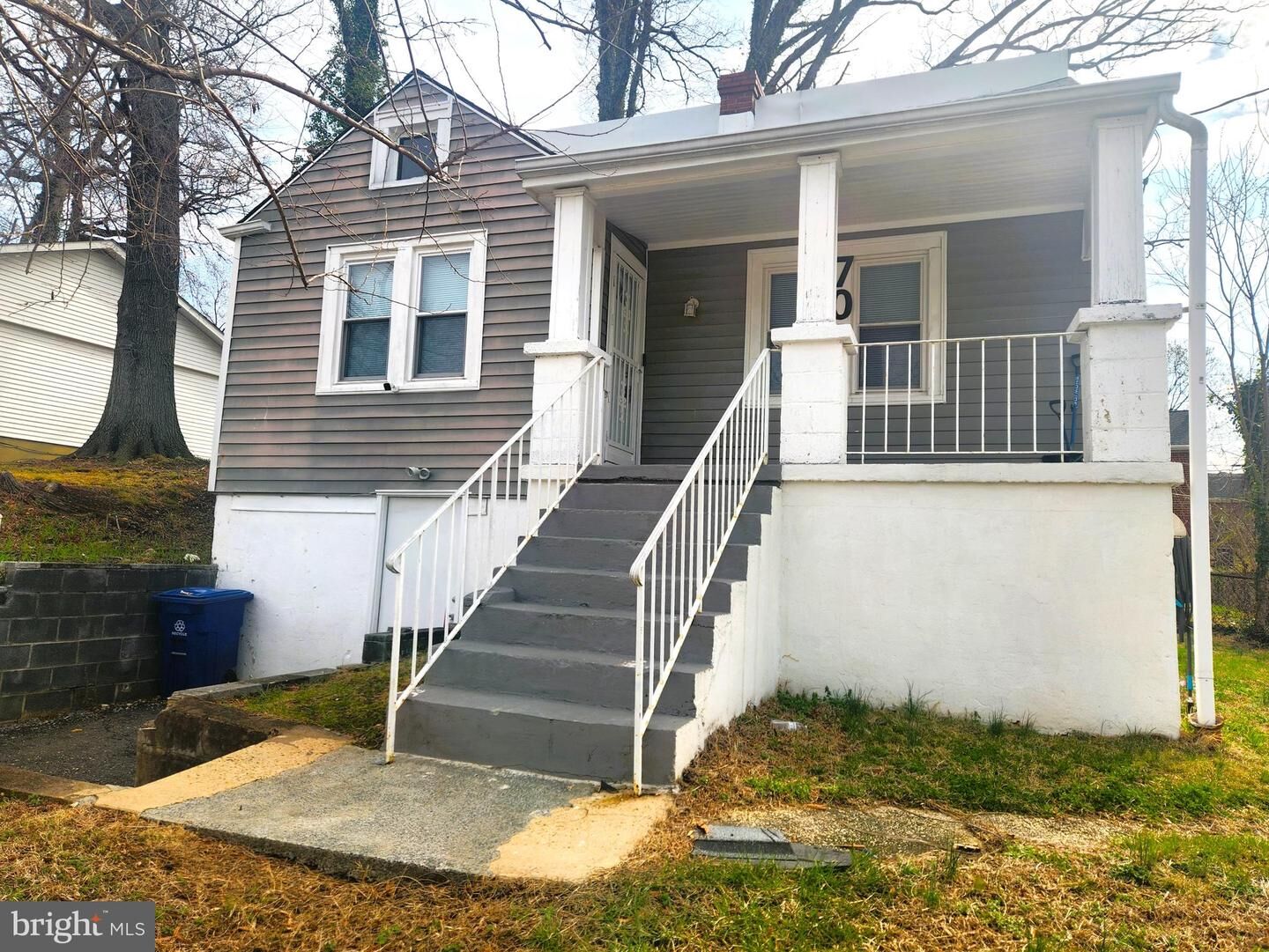 Property Photo:  702 Capitol Heights Boulevard  MD 20743 