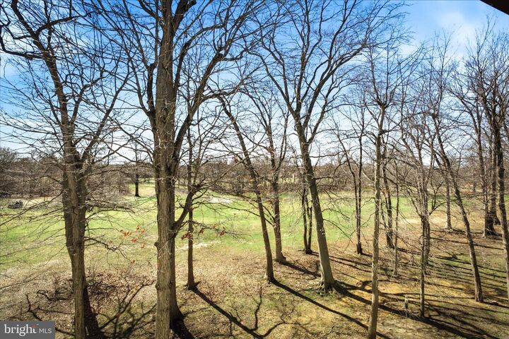 Property Photo:  277 Crosse -3E  NJ 08831 