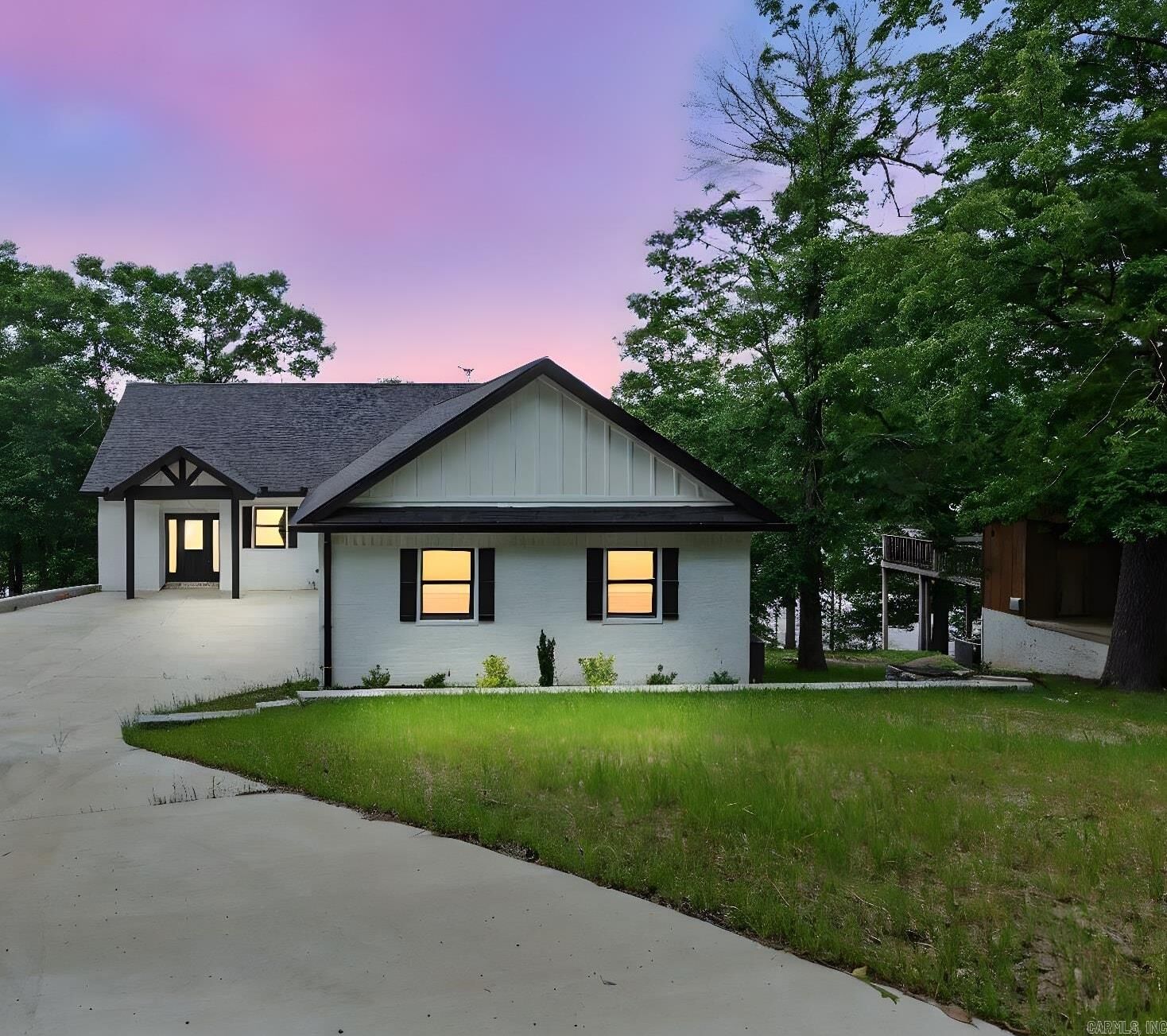 Property Photo:  249 Springbrook Drive  AR 71913 