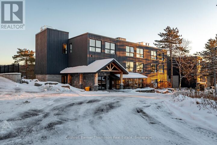 Property Photo: 1235 Deerhurst Bayshore Drive 423 ON P1H 1A9