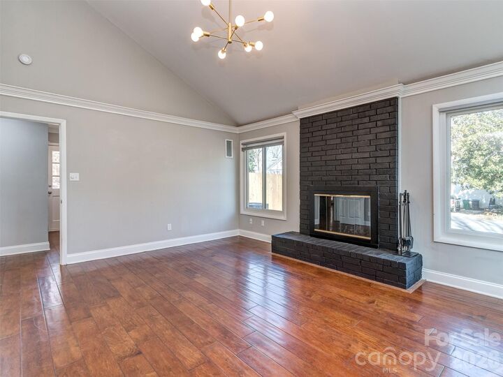 Property Photo:  7000 Valley Haven Drive  NC 28211 