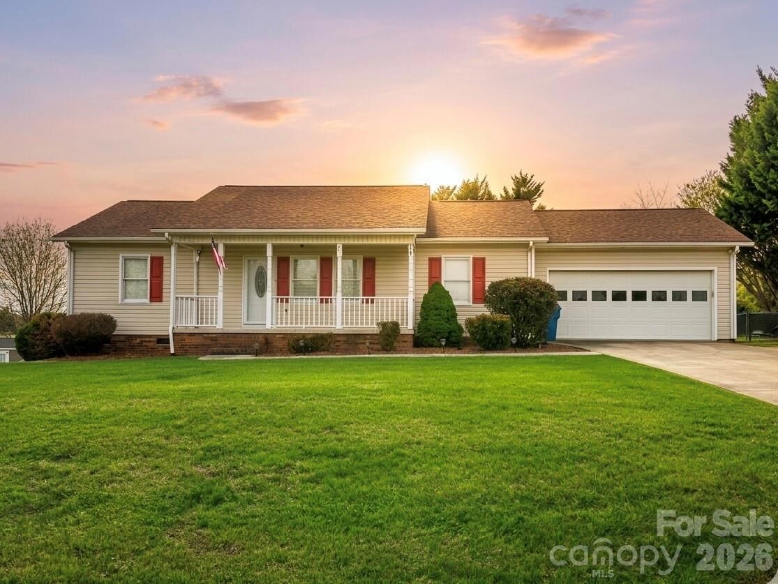 Property Photo:  238 Dogwood Acres Lane  NC 28681 