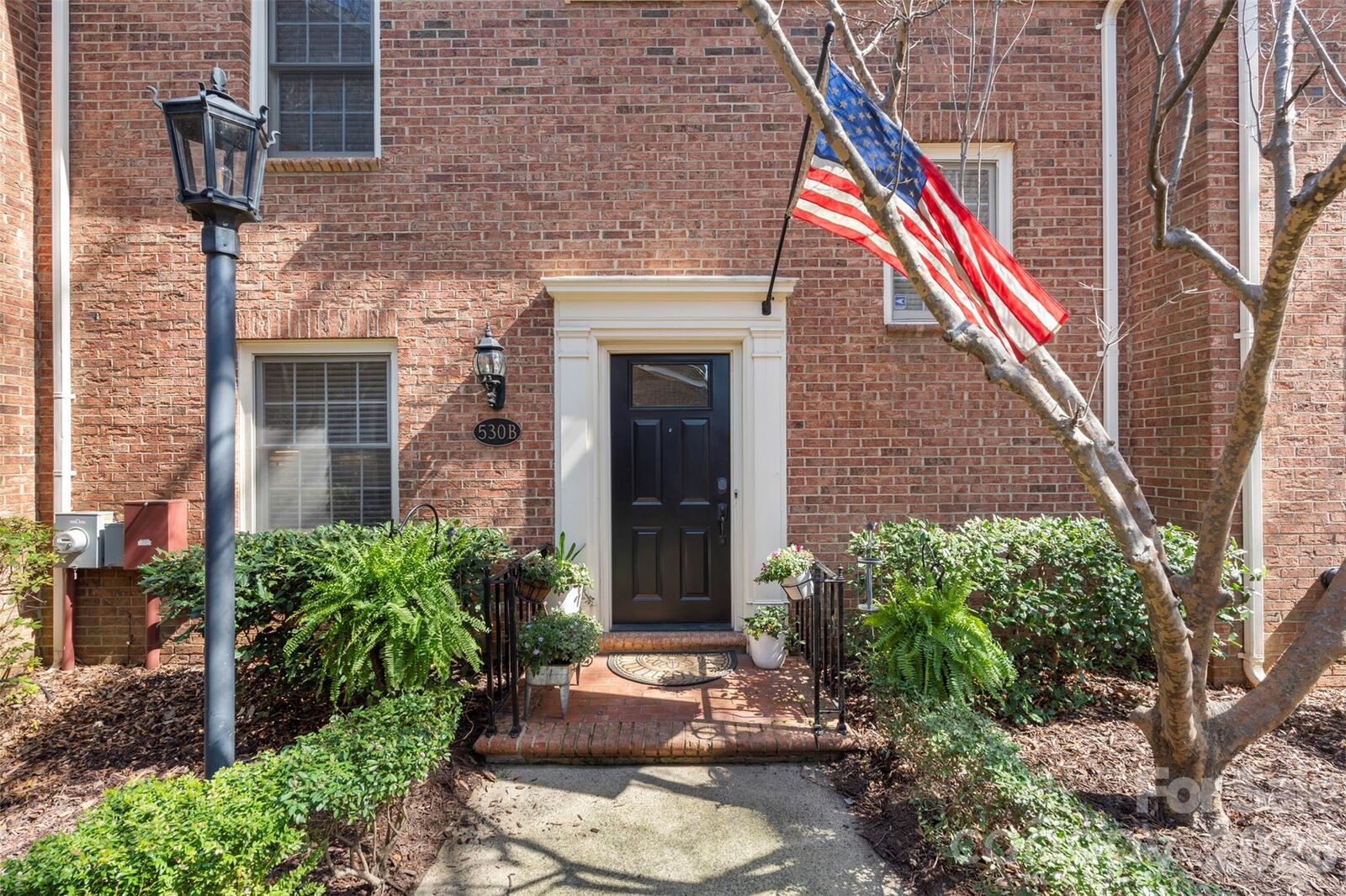 Property Photo:  530 N Poplar Street B  NC 28202 