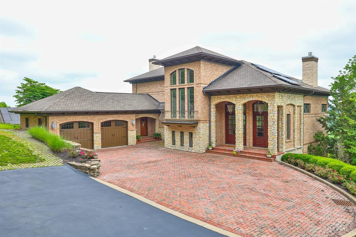 Property Photo:  5112 Shattuc Avenue  OH 45208 