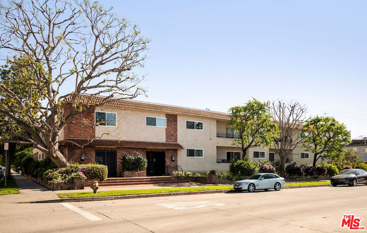 Property Photo: 11550 Nebraska Ave CA 90025