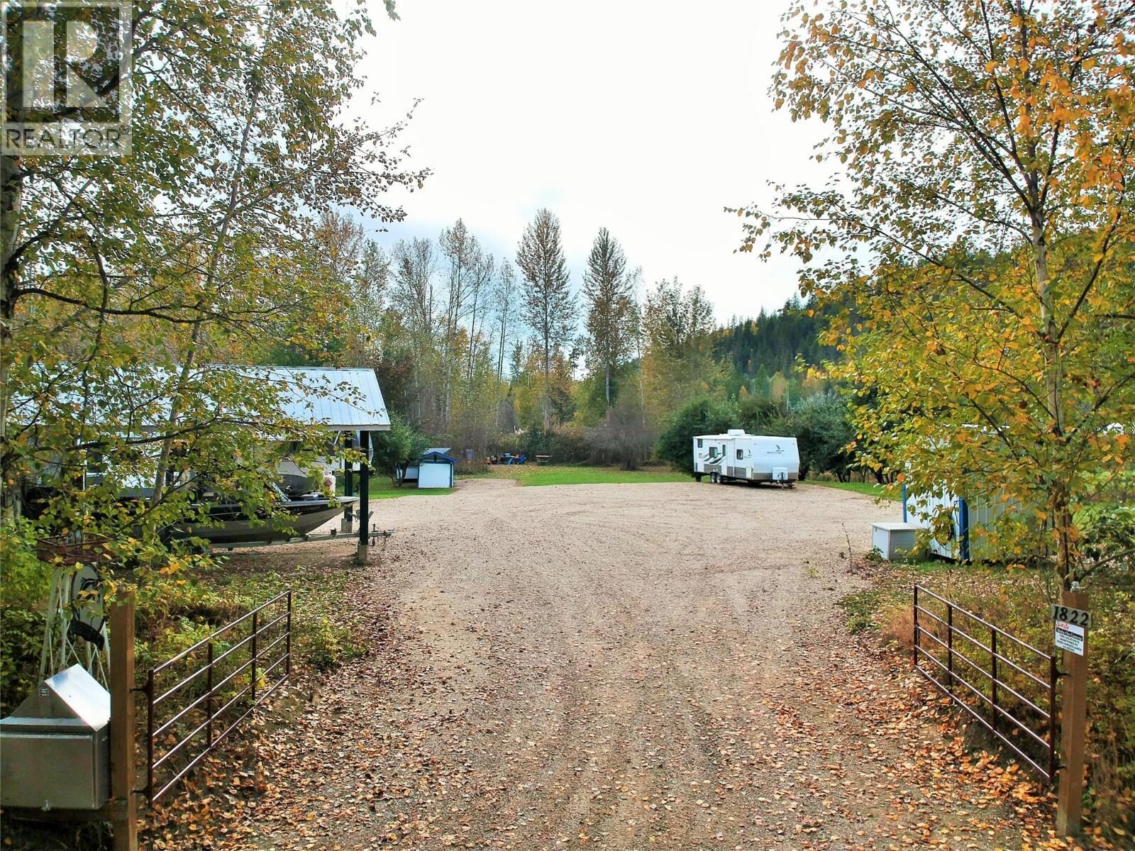 Photo de la propriété:  1822 Cemetery Road  BC V0E 2V4 