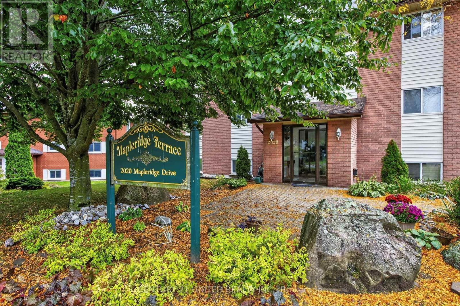 Property Photo:  2020 Mapleridge Drive 303  ON K9K 1W2 