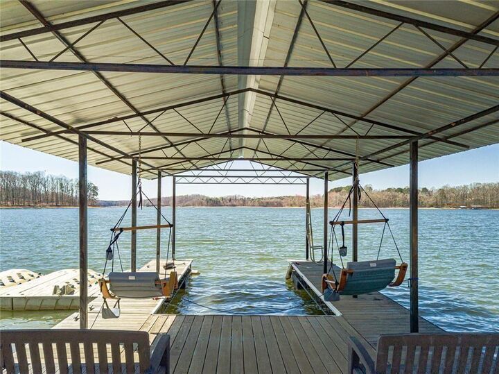 Property Photo:  3614 N River Road  GA 30506 