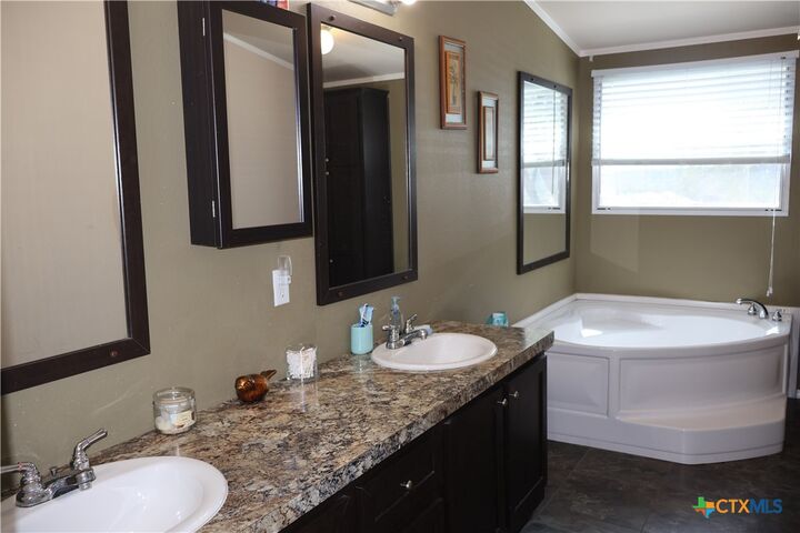 Property Photo: 216 Salem Drive TX 76513