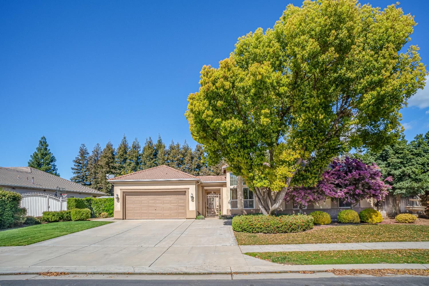 Property Photo:  2643 Quincy Avenue  CA 93619 
