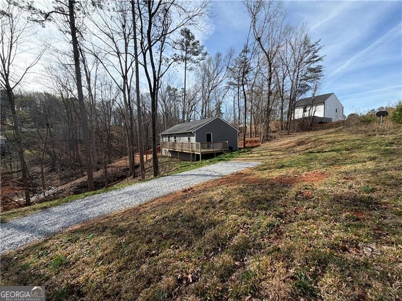 Property Photo: 3662 Lakeview Drive GA 30501