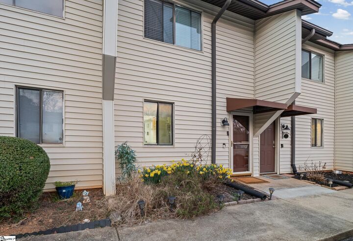 Property Photo:  100 Buttercup Way Unit 38  SC 29687 