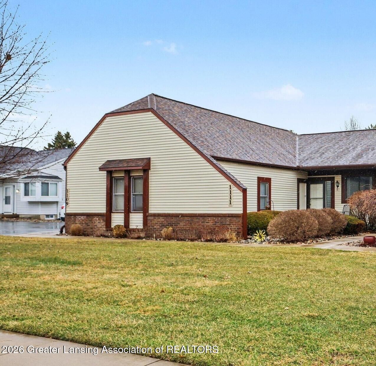 Property Photo:  1111 Sunview Drive  MI 48879 