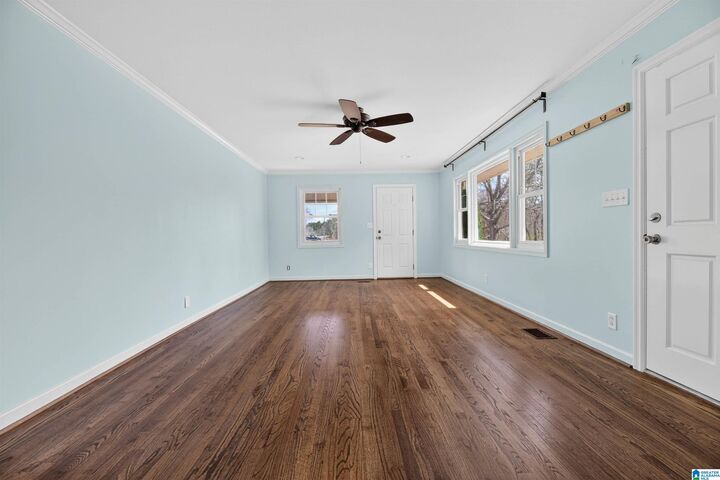 Property Photo:  220 Gate 8 Road  AL 36201 