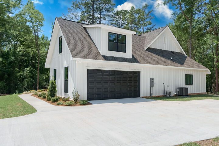 Property Photo: 39 Forest Barnes MS 39465