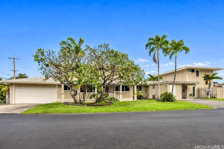 Property Photo:  304 Ilimano Street  HI 96734 
