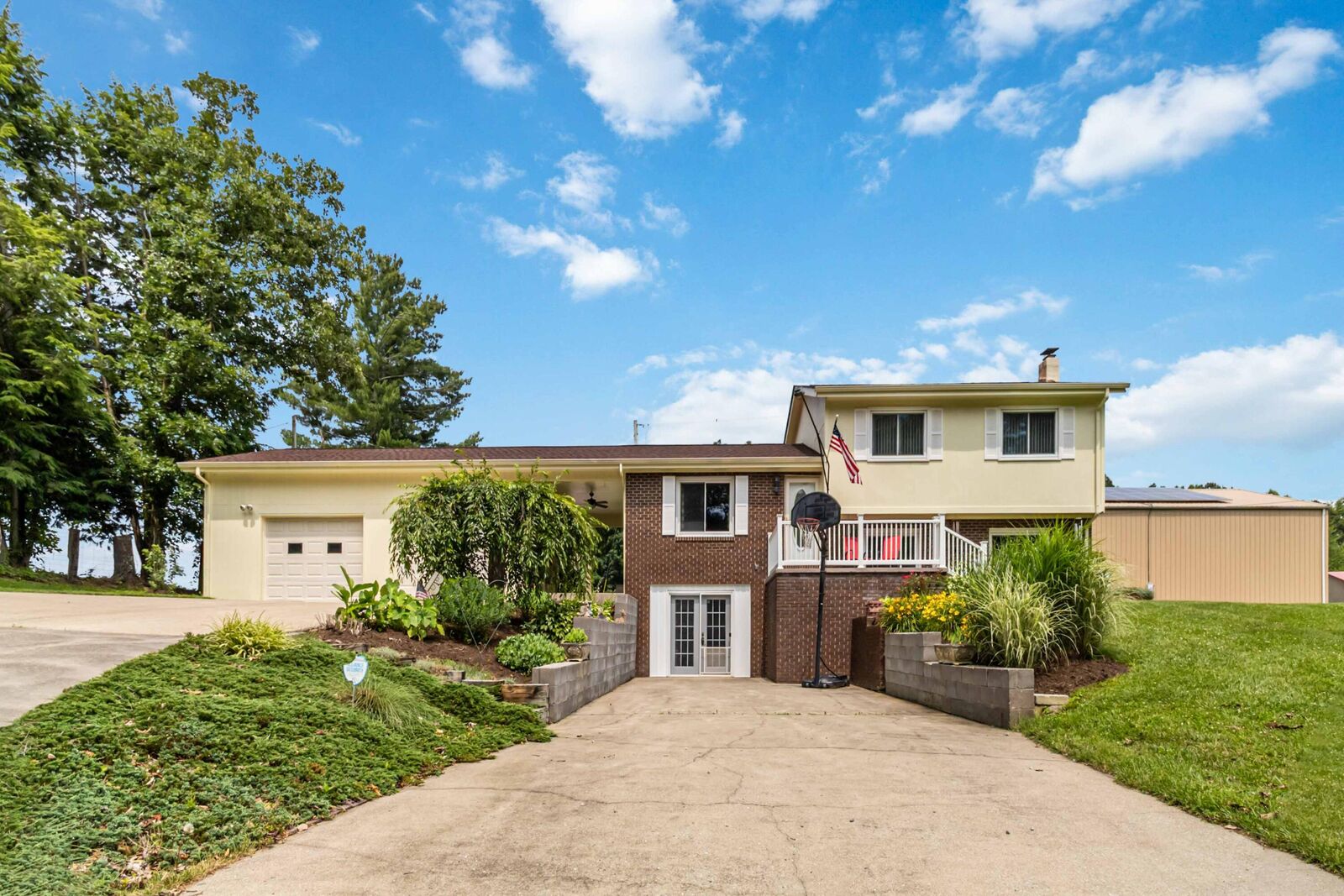 Property Photo: 494 Topton Road KY 40744