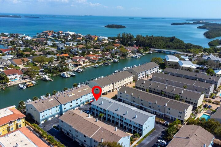 Property Photo:  1101 Pinellas Bayway S 206  FL 33715 