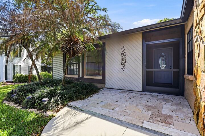 Property Photo:  2441 Bucknell Drive  FL 33596 