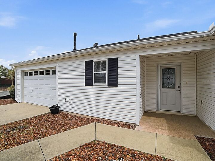 Property Photo: 8108 SE 169th Tweedside Loop FL 32162